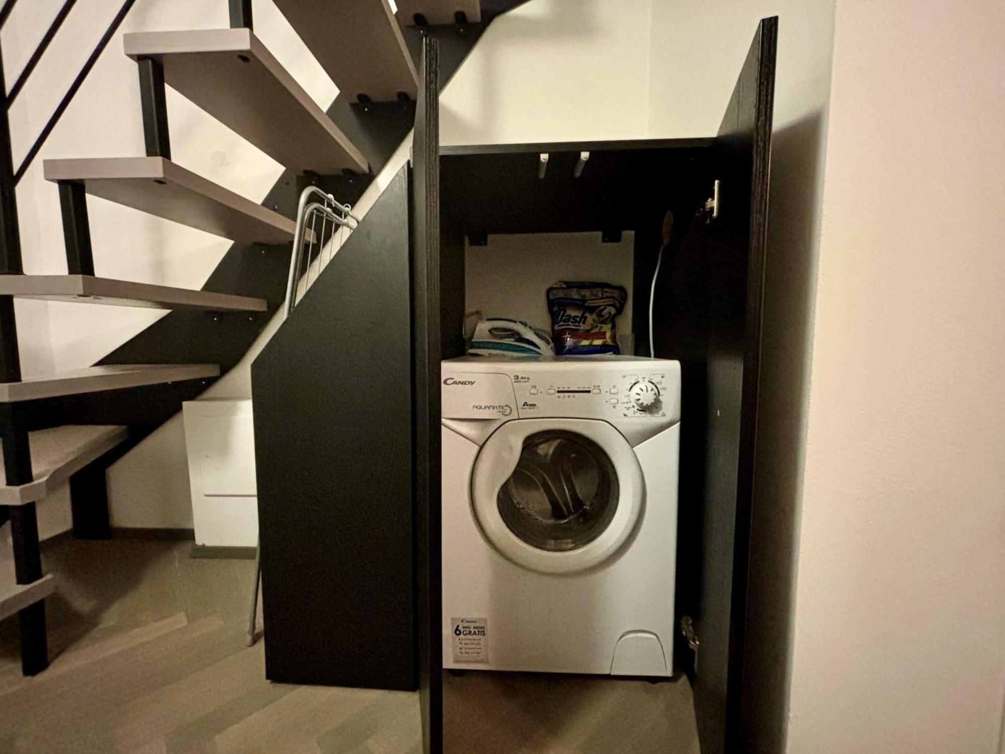 Saragozza Suite 2 Intero Appartamento In Centro Storico Wifi E Parcheggio Gratuito Modena Luaran gambar